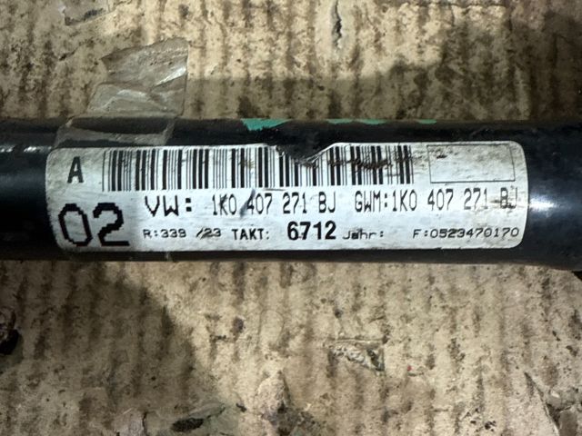 bontott VW GOLF V Bal Féltengely