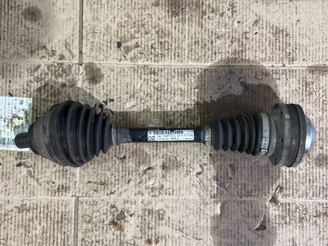 bontott VW GOLF V Bal Féltengely