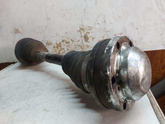 bontott VW GOLF V Bal Féltengely