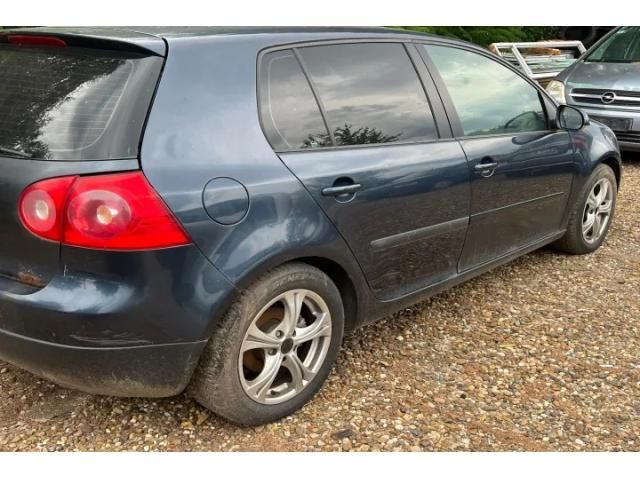 bontott VW GOLF V Bal Féltengely