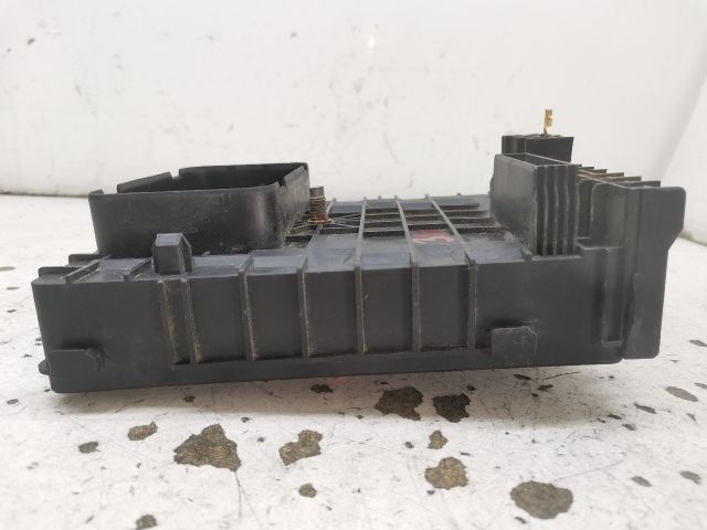 bontott VW GOLF V Biztosítéktábla Motortér