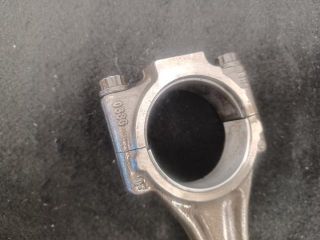 bontott VW GOLF V Dugattyú