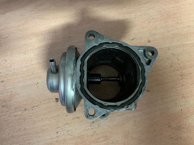 bontott VW GOLF V EGR / AGR Szelep