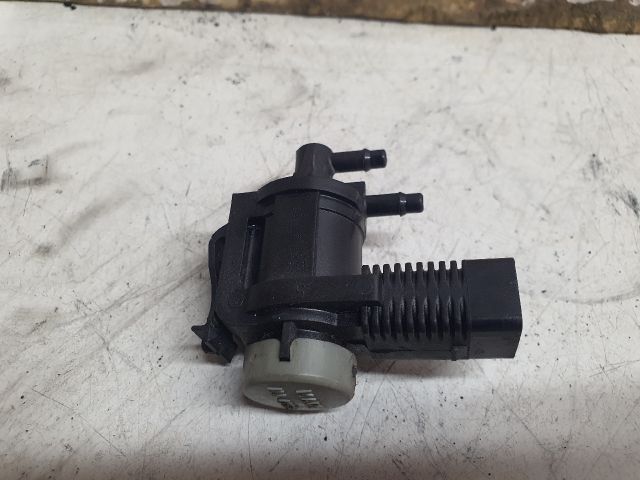 bontott VW GOLF V EGR / AGR Vákum Szelep