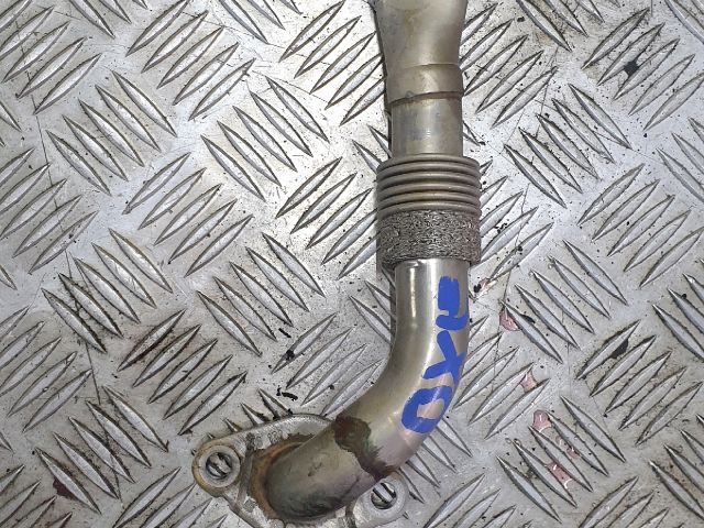 bontott VW GOLF V EGR Hűtő Cső