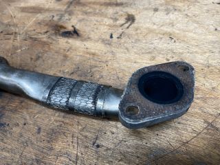 bontott VW GOLF V EGR Hűtő Cső