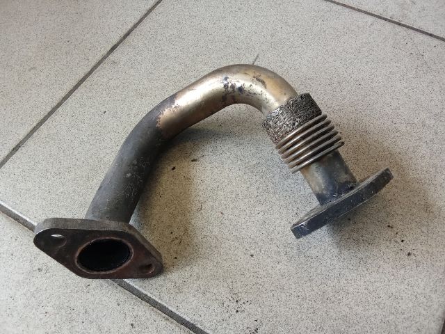 bontott VW GOLF V EGR Hűtő Cső