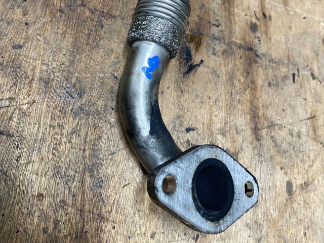 bontott VW GOLF V EGR Hűtő Cső