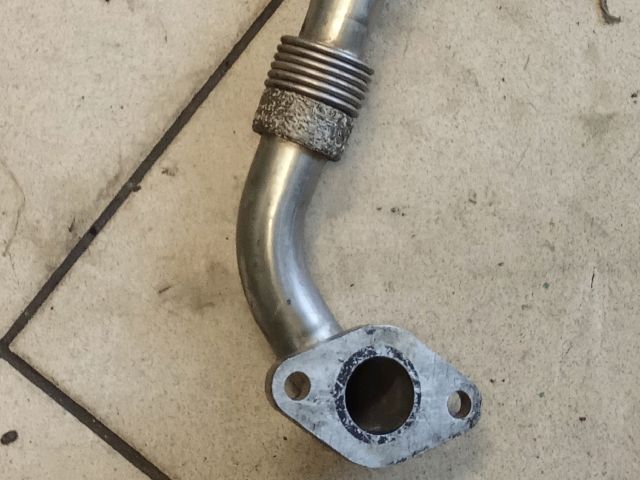 bontott VW GOLF V EGR Hűtő Cső