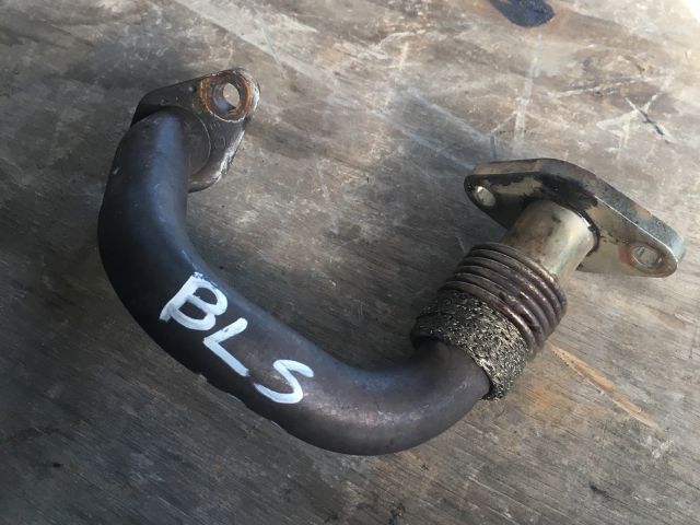 bontott VW GOLF V EGR Hűtő Cső