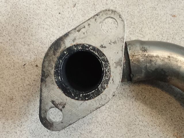 bontott VW GOLF V EGR Hűtő Cső