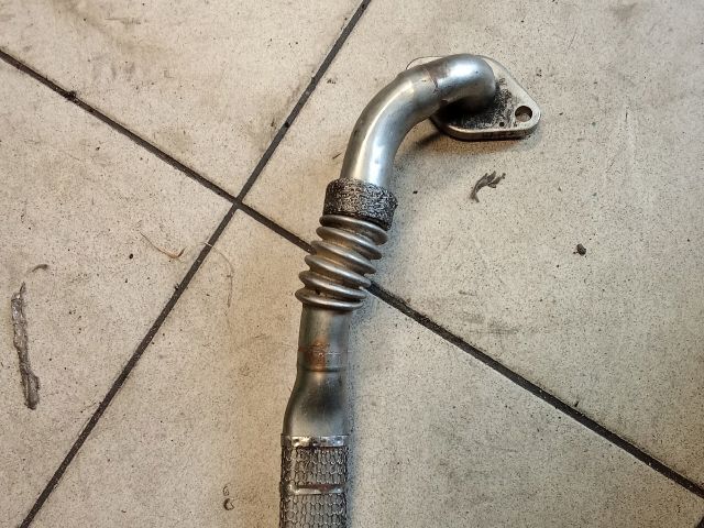 bontott VW GOLF V EGR Hűtő Cső