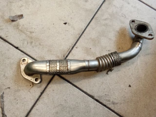 bontott VW GOLF V EGR Hűtő Cső