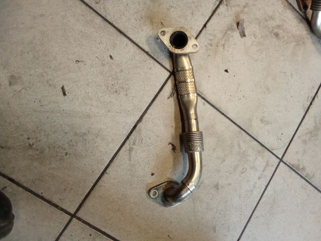 bontott VW GOLF V EGR Hűtő Cső