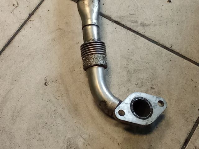 bontott VW GOLF V EGR Hűtő Cső