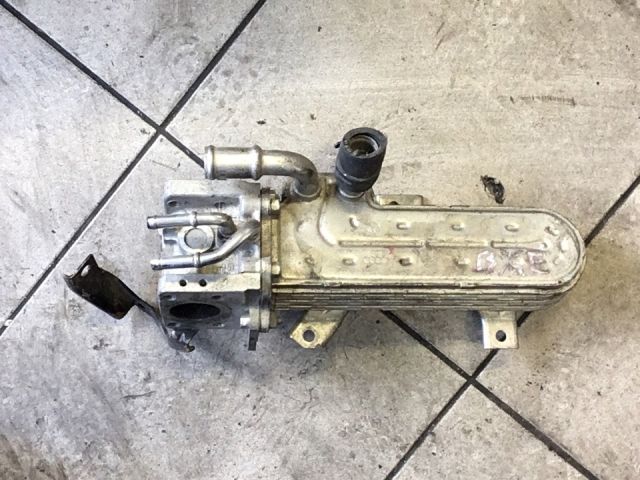 bontott VW GOLF V EGR Hűtő Cső