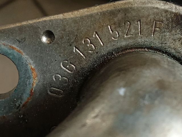 bontott VW GOLF V EGR Hűtő Cső