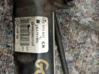 bontott VW GOLF V Első Lengéscsillapító Pár