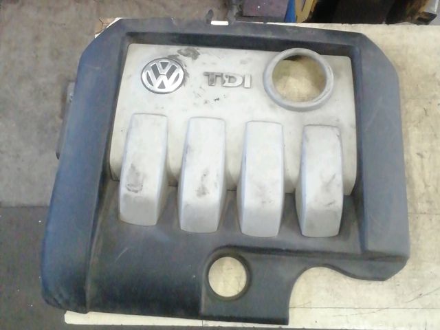 bontott VW GOLF V Felső Motorburkolat