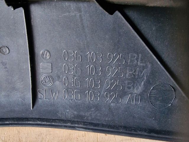 bontott VW GOLF V Felső Motorburkolat