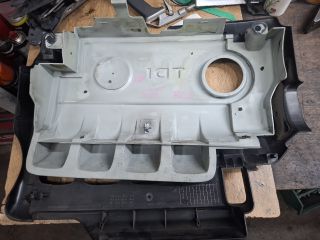 bontott VW GOLF V Felső Motorburkolat