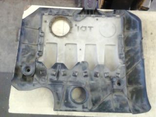 bontott VW GOLF V Felső Motorburkolat