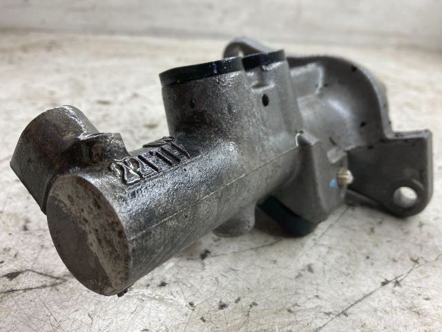 bontott VW GOLF V Főfékhenger