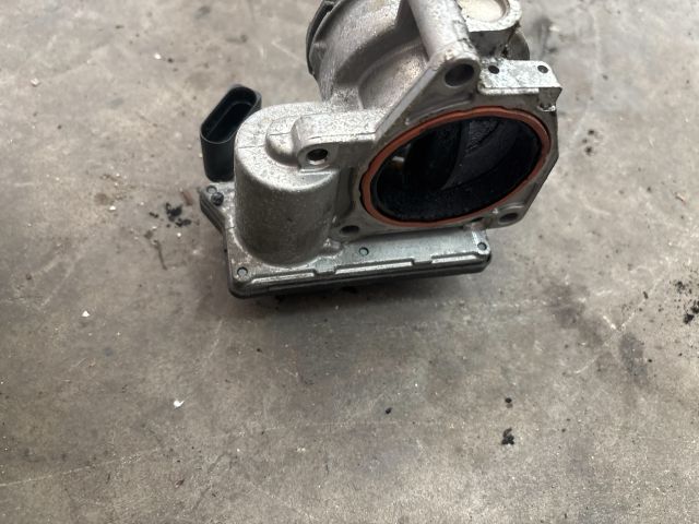 bontott VW GOLF V Fojtószelep (Elektromos)