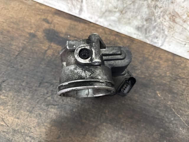 bontott VW GOLF V Fojtószelep (Elektromos)