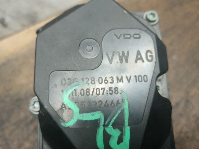 bontott VW GOLF V Fojtószelep (Elektromos)