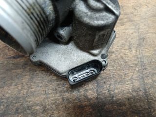 bontott VW GOLF V Fojtószelep (Elektromos)