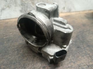 bontott VW GOLF V Fojtószelep (Elektromos)