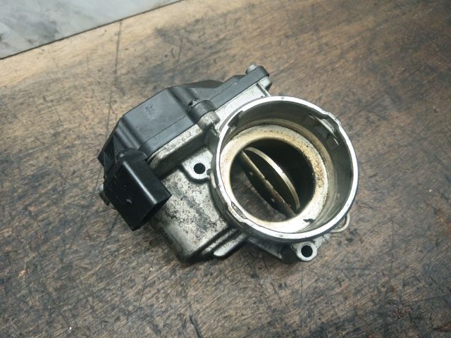 bontott VW GOLF V Fojtószelep (Elektromos)