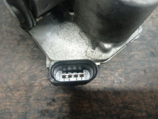 bontott VW GOLF V Fojtószelep (Elektromos)