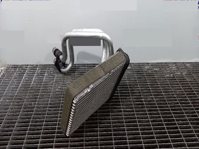 bontott VW GOLF V Fűtőradiátor