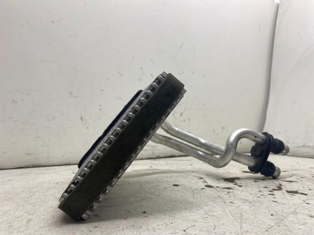 bontott VW GOLF V Fűtőradiátor