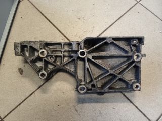 bontott VW GOLF V Generátor Tartó Bak