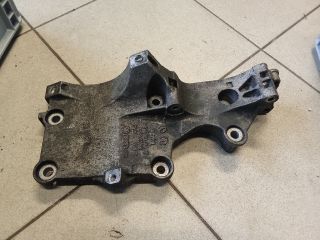 bontott VW GOLF V Generátor Tartó Bak