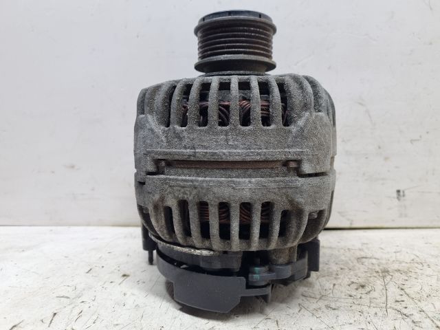 bontott VW GOLF V Generátor