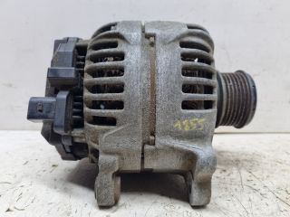 bontott VW GOLF V Generátor