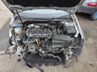 bontott VW GOLF V Generátor