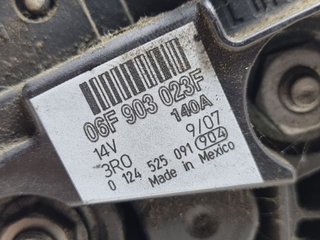 bontott VW GOLF V Generátor