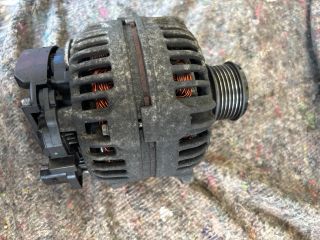 bontott VW GOLF V Generátor