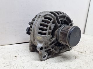 bontott VW GOLF V Generátor