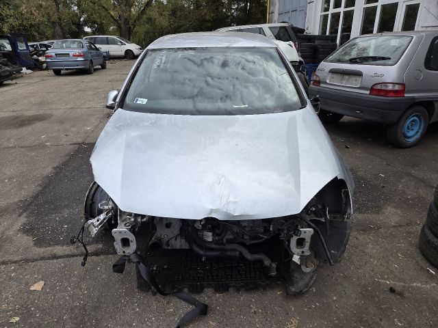 bontott VW GOLF V Generátor