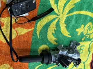 bontott VW GOLF V Gyújtáskapcsoló Házzal