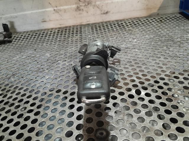 bontott VW GOLF V Gyújtáskapcsoló