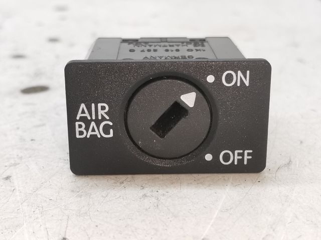 bontott VW GOLF V Gyújtáskapcsoló