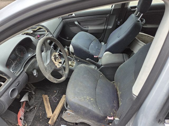 bontott VW GOLF V Gyújtáskapcsoló