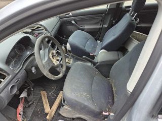 bontott VW GOLF V Gyújtáskapcsoló